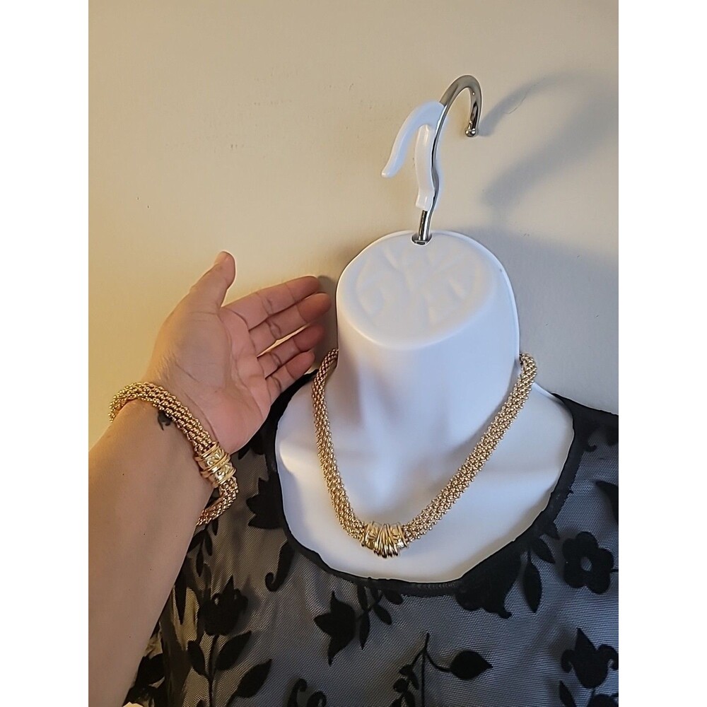 Vintage Gold Tone Necklace And Bracelet Set Evening Party Glam Event